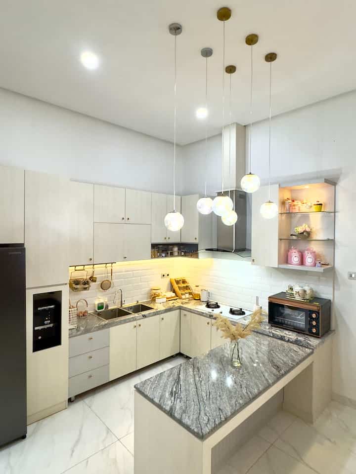  Dapur di rumahku merupakan spot center setelah membuka pintu utama, untuk itu dapur hrs selalu bersih dan menarik, salah satu nya rajin mengganti printilan dapur agar tdk terlihat monoton…. Ini dapurku… mana dapurmu 😊
#StylingDapur
#MakeOverDapur
#RenovasiDapur