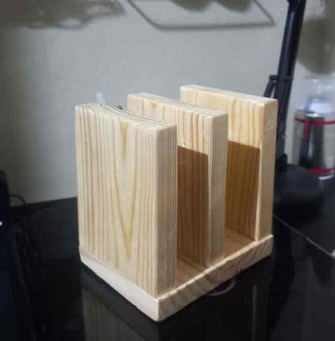 Vertical Laptop W Stand Holder Penyangga Laptop Berdiri