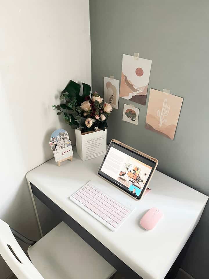 Weekend ini nongkrong di meja kerja sambil ikut kegiatan O!Class dari O!House ☺️

#DeskSetup
#WorkSpaceDecor
#dekorasimeja
#homedecor
#minimalis 
#homedecor
#homesweethome
