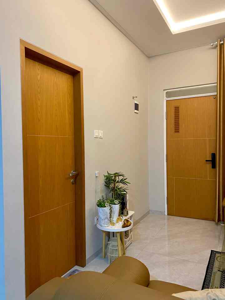 Memanfaatkan area sempit dibawah tangga ukuran 1 x 1,5m menjadi kamar mandi tamu. Kamar mandi minimalis dengan dekorasi simple.

#RuangSempit
#TipsMaksimalkanRuang
#NeverTooSmall
#InspirasiRuangan
#RoomInspiration