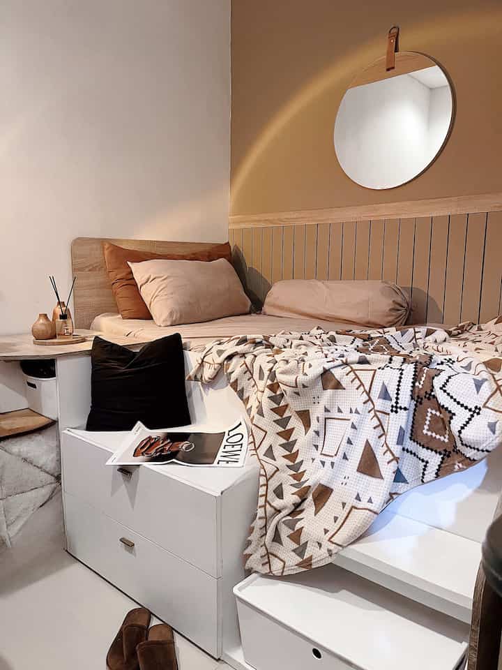 ➖ 寝室の気分

子供部屋にいる場合は、横になってお気に入りの曲のプレイリストを聴くのが楽しいです。

ハッピーウィークエンド、オー！ハウスのご近所さん！ 🤎

#寝室 #bedroommood #bedroomvibes #kamaranak #kamarmungil #inspirasikamar #inspirasikamaranak #bedroomdecor #dekorasikamaranak #kamarmungil