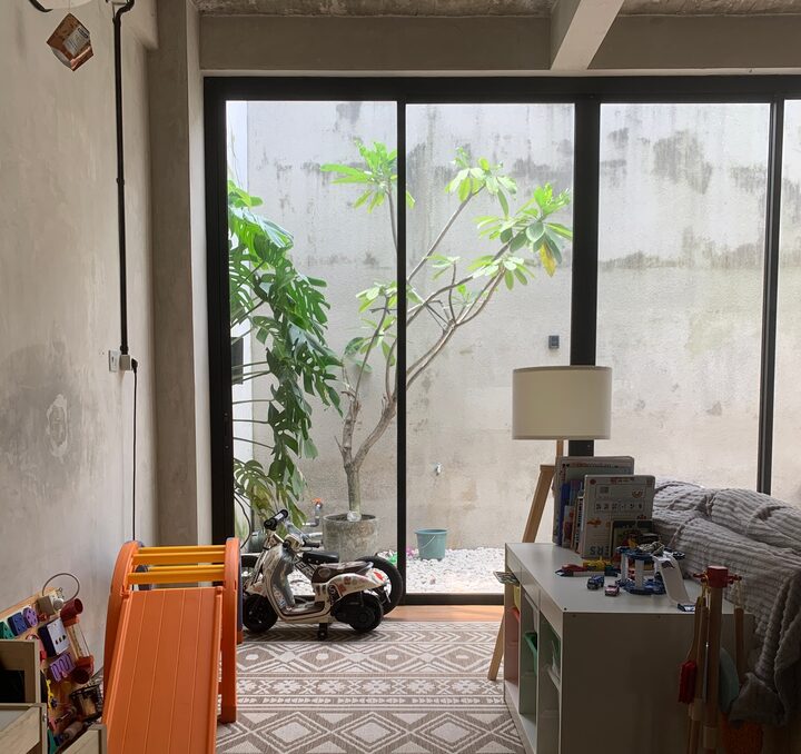 short form carousel card thumbnail