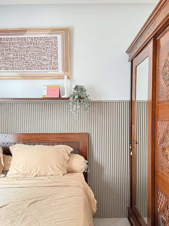 #whiteandwood #desaindapur #desainkamar #desaininterior #kamartidur #dekorasirumah #rumahmodern 