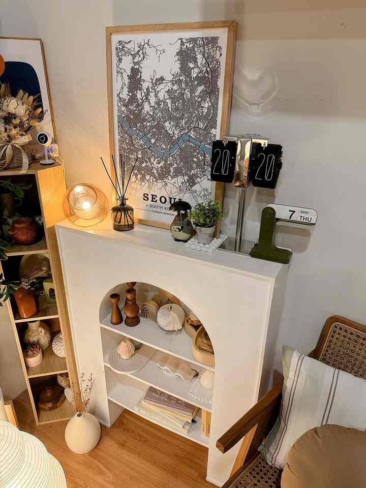  #DekorBudgetFriendly versi aku adalah yg warnanya sekitar coklat, abu, putih dan hijau. Soalnya bisa di mix n match di berbagai ruangan. Trus aku ga mau memaksakan beli dekor yg terlalu mahal, soalnya nt klo bosen sayang bgt 🥲
Klo km gmn?


 #DekorBudgetFriendly #AestheticAffordable #SpillDecorLowBudget
#kylehome #homedecor #ohouse #decor #printilan 