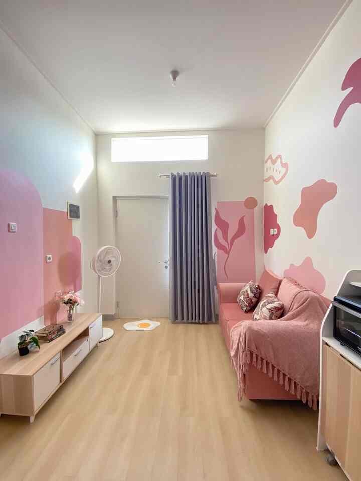 Color Palette yang aku gunakan memang warna dusty pink dengan campuran kayu. Suasana rumah yang cute tapi hangat bersamaan jadi tema rumah idaman kami. Biasanya kami tetap pilih warna item dekorasi dengan warna putih agak tidak terkesan membosankan.


#bringcoloratomyhome
#homecolorpalette
#rekomendasiwarnarumah
#warnarumahpinky
#dekorasirumahpink
#paletwarnarumahpink