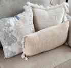 GANEVA - Sarung Bantal Sofa