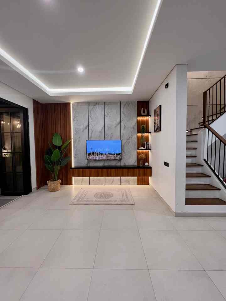Color palette di rumah_veyla di dominasi warna-warna bold,,
Karena pada awalnya tema rumah ini industrial dengan dinding unfinished berwarna abu-abu di area tangga , selanjutnya kami pilih warna coklat tua dan hitam untuk kebanyakan furniture di rumah kami,,
Untuk cat dinding kami pilih warna putih agar memberikan kesan luas dan clean,,
Warna putih d dinding juga memberikan kesan kontras dengan furniture kami yang dominan berwarna bold,,

#BringColorsToMyHome
#HomeColorPalette
#RekomendasiWarnaRumah
#InspirasiRumah
#TemaRumah
#IndustrialHome
