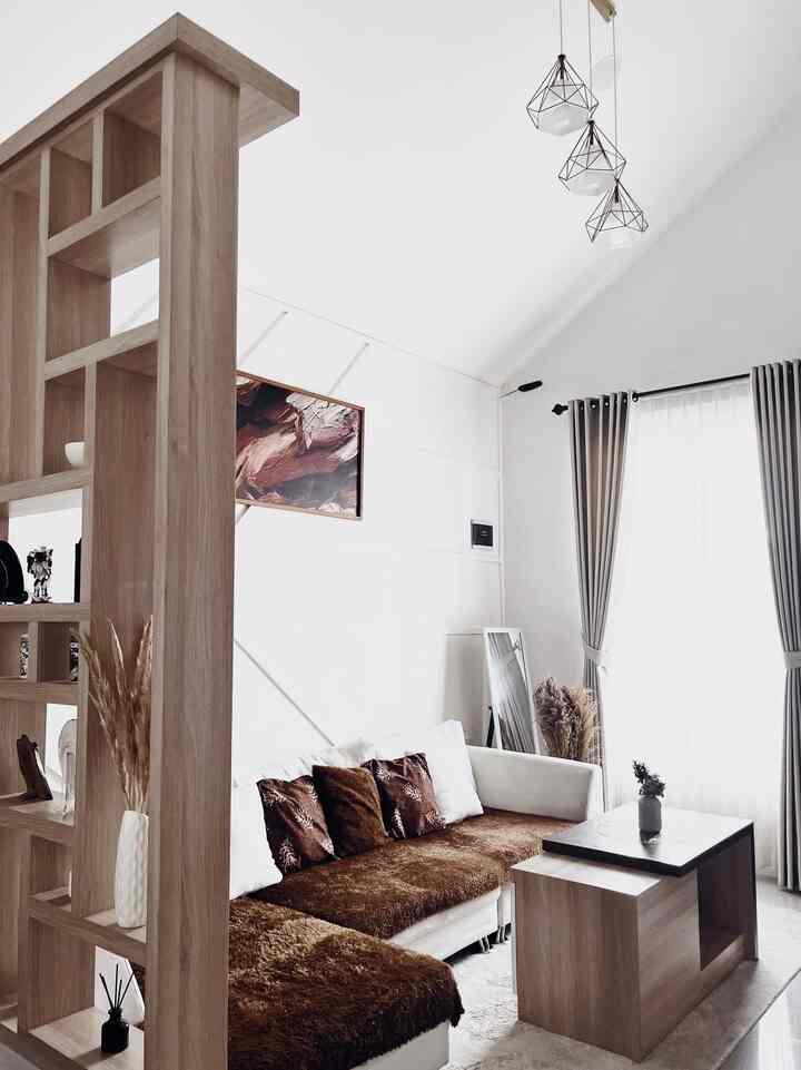 Living Room

Area living room di Kei House di dominasi warna warna natural, alasannya agar senada dan sesuai dengan konsep rumah. Karna ruangan ini sering dipakai, sofa putih ku mudah sekali kotor jadi aku tambahkan throw blanket. Penambahan throw blanket juga bisa mengubah suasana living room loh. Semoga menginspirasi.

#LivingRoom
#InteriorDesign
#DesainLivingRoom
#ThrowBlanket
#JapandiStyle