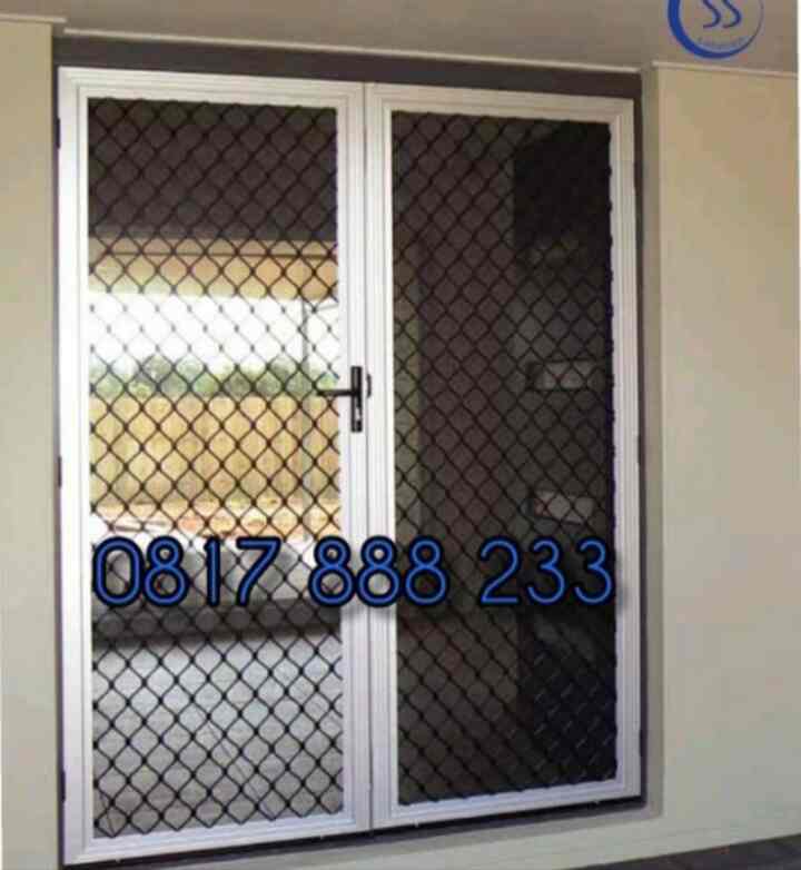 Pintu Tralis Kasa Nyamuk