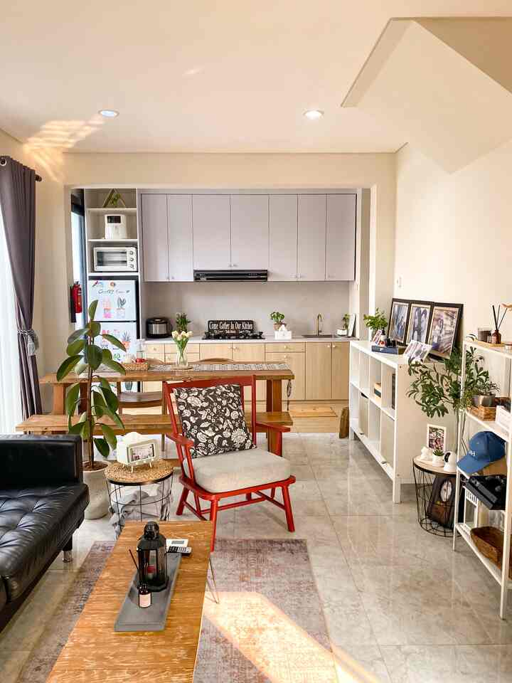 Dua sisi di satu area

Karna kami menerapkan konsep open plan pada area lantai bawah ini , kami dapat melihat 2 sisi dalam 1 lantai karna ruangan ini tanpa sekat dan tanpa batas

Memiliki bangunan yang terbabatas , tidak menjadi kendala saat kita dapat memberi kesan luas pada area tersebut dengan mengunakan konsep open plan

#btnoas7
#segehouse
#openplan
#konsepopenplam
#inspirasirumah