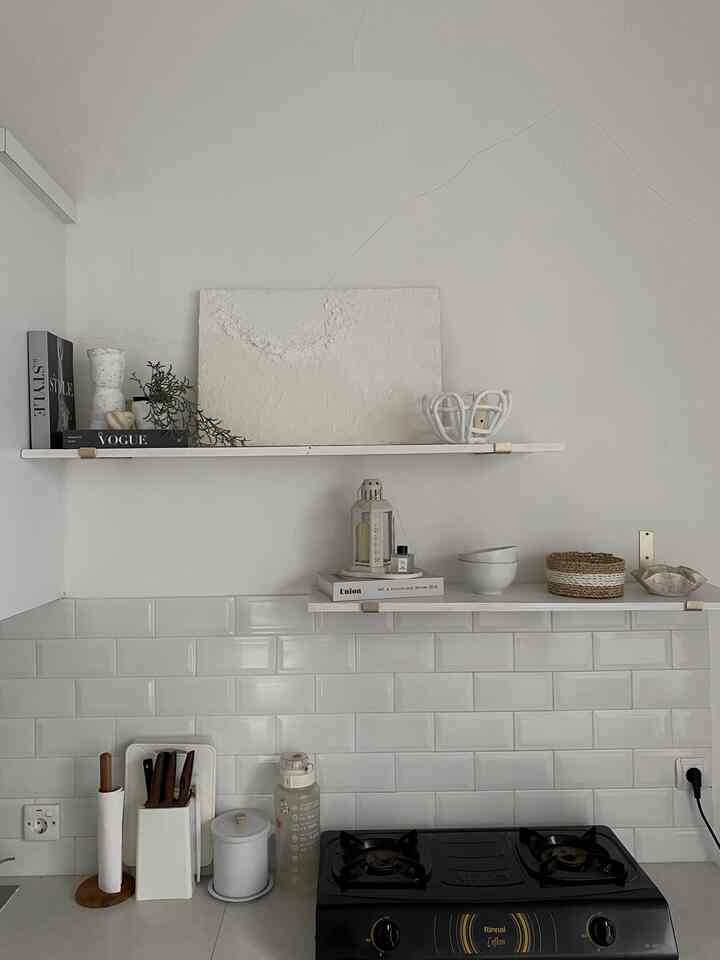 • O u r K i t c h e n J o u r n e y •

Slide 1-3 : Our current kitchen
Slide 4: Our kitchen before it had a shelf
Slide 5 : Our kitchen during the renovation process

#kitchenjourney #kitchenrenovation #dreamkitchen #dapurminimalis #inspirasidapur