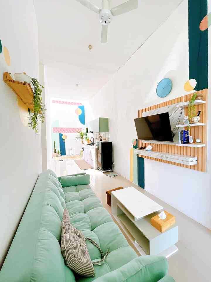Rumah warna warni kuuuuu🌈💖✨🫧

Karena satu warna aja enggak cukup untuk aku hehe. Aku lebih suka warna yang colorfull dan serasi

#rumahwarnawarni #colorfullhomedecor #dekorwarnawarni #rumah #stylingrumah 