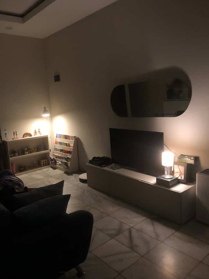 Selamat malam🌃

#inspirasiruangtamu
#ruang tamu
#situasi malam
#dekorasi ruang tamu
#dekorisaruangtamu
#ruangtamukecil
#ruangtamumiminalis