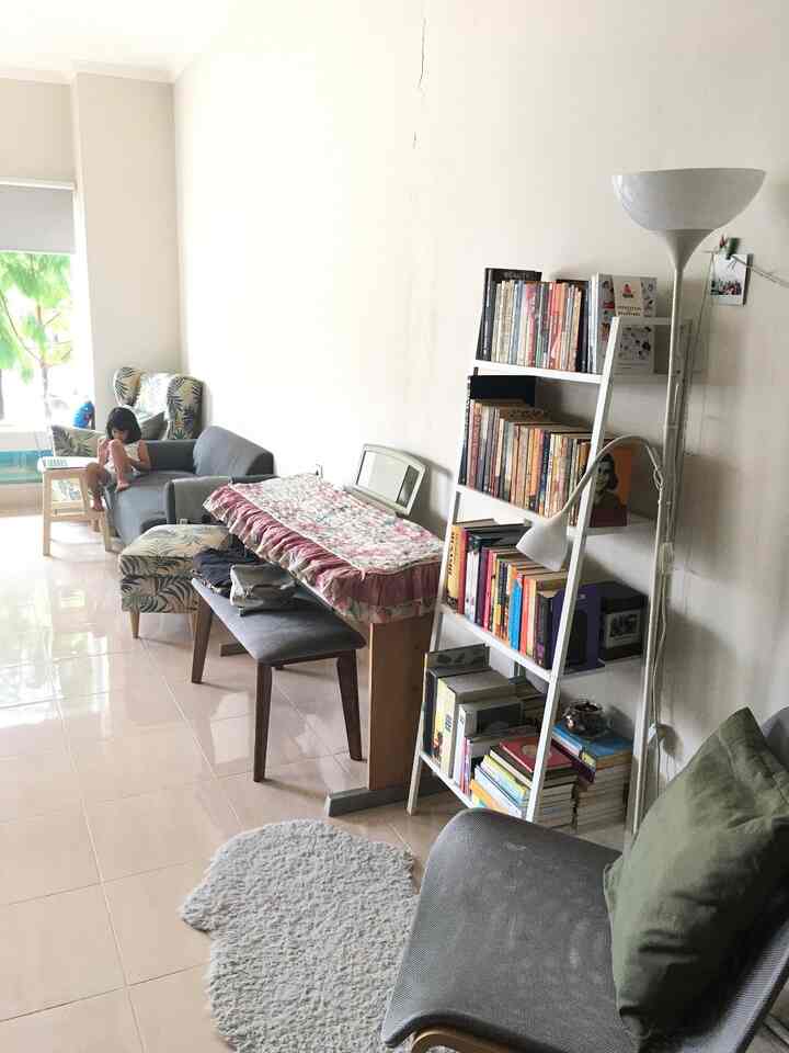 Rumah segaris minimalis, effortless buat geser-geser dan ngerubah tata letak sesuai mood 😇

#InspirasiRuangKeluarga
#LivingRoomIdeas
#GayaRuangKeluarga