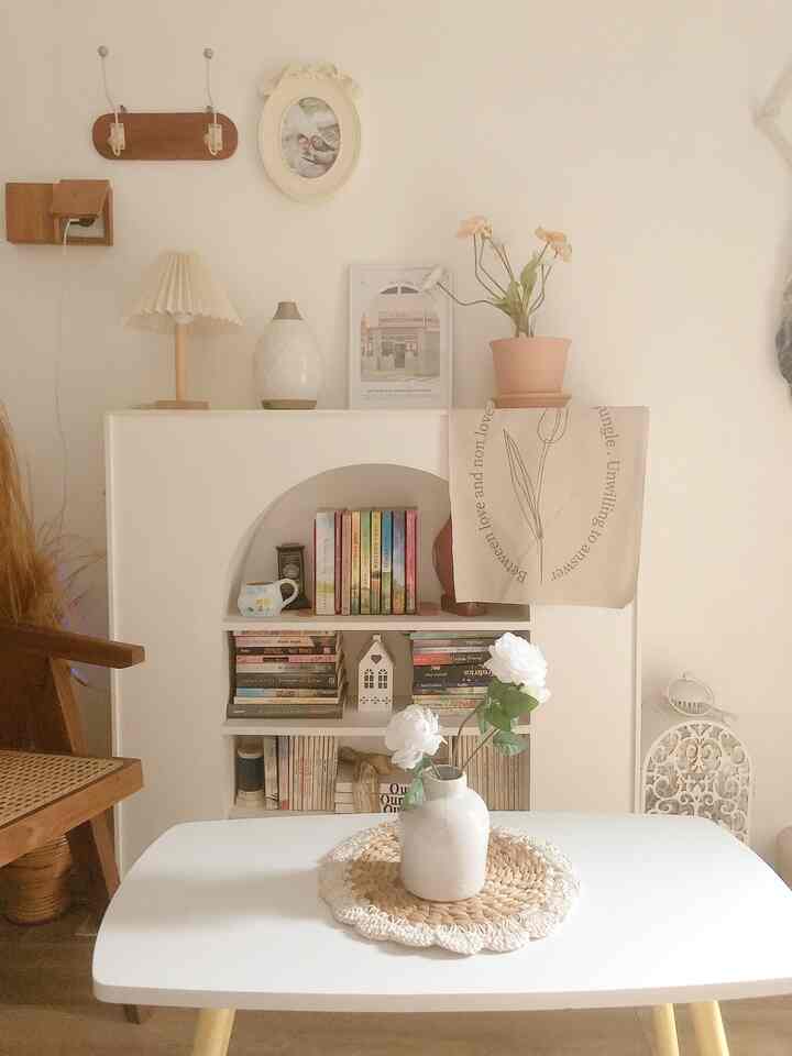 Salah satu pojokan favorite dirumah kami,tempat buku2 kesayangan ku dari jaman kuliah masih rapih dan terawat 🤍




#dekorasimini
#idedekorasi
#rumahminimalis
#rakbuku
#estetik
#homesweethome
#tangsel