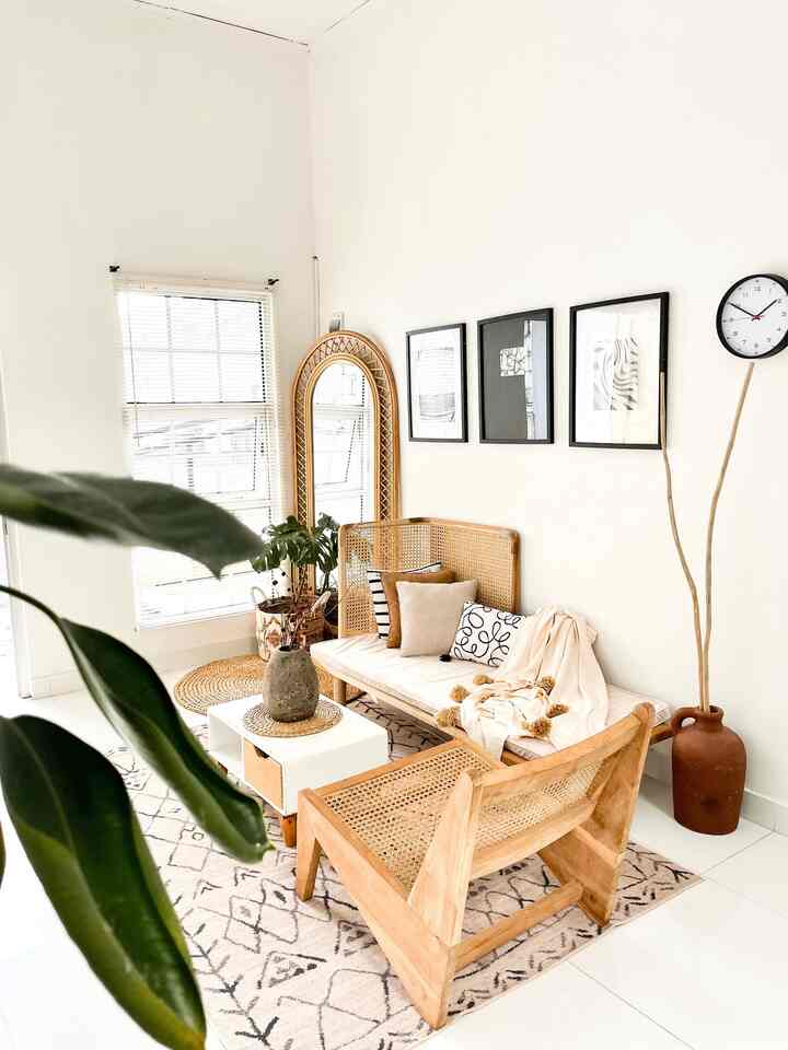 Living room #rumahalfa , dengan uk 3x 3 meter area ini di sulap jadi ruang minimalis dengan tema ala japandi🩵

#Rumahalfa #ohousemusim7 #homedecorinspo #ohouseseason7 #livingroon #livingroomdesign #homecafe #homedecor 