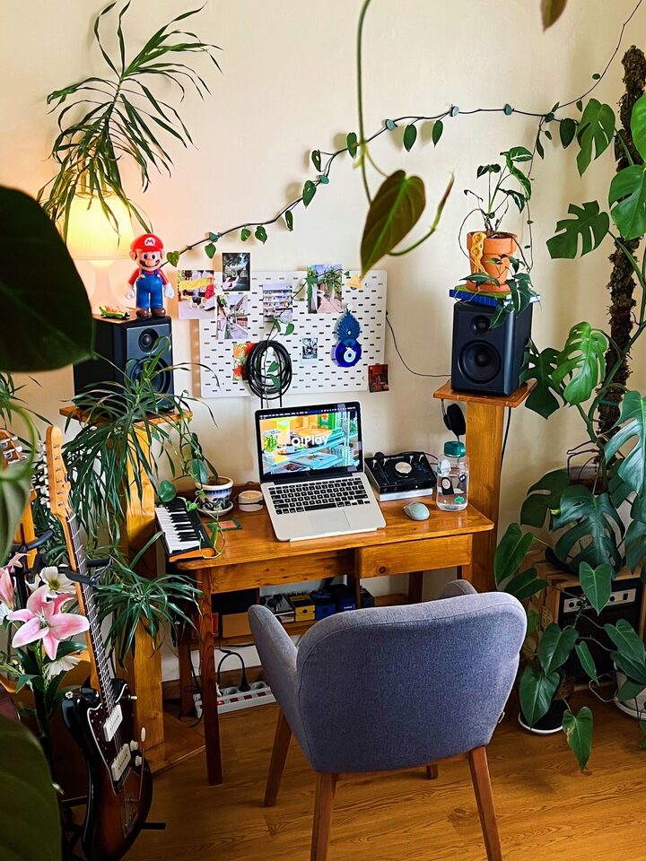 short form carousel card thumbnail