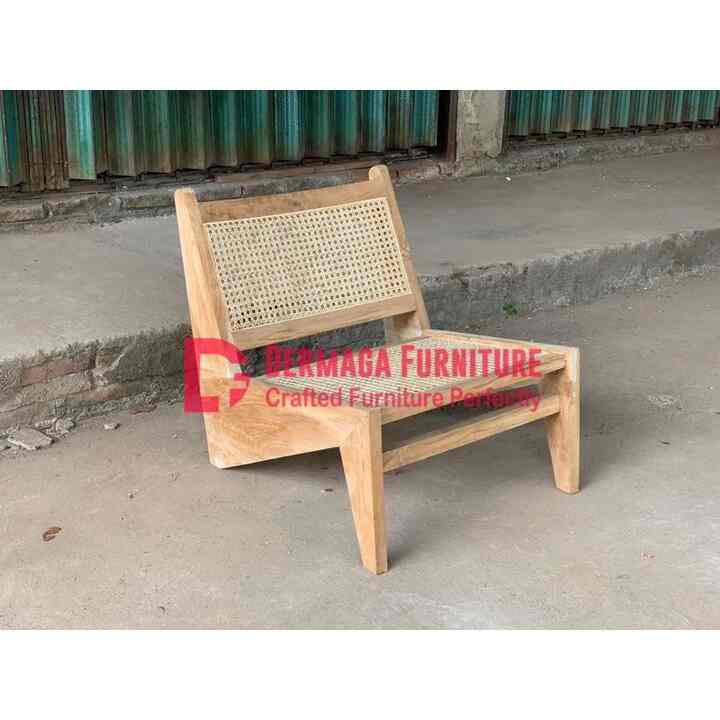 Kursi Kayu N