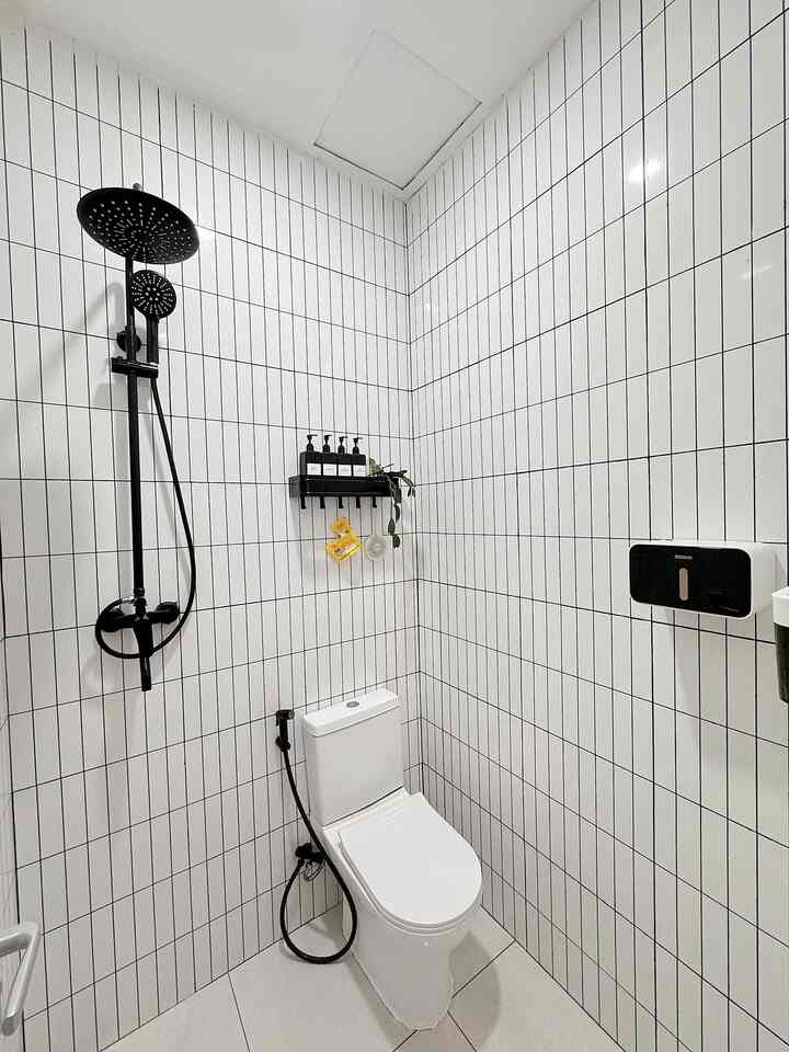 Happy weekend tetangga online, cung tim wekend nya dirumah aja beberes demi hari senin yang santuy 🙌🏻🤣


#inspirasikamarmandi #kamarmandimungil #bathroomminimalis #kamarmandikecil #inspirasirumahmungil #rekomendasiproduk #inspirasikeramikkamarmandi