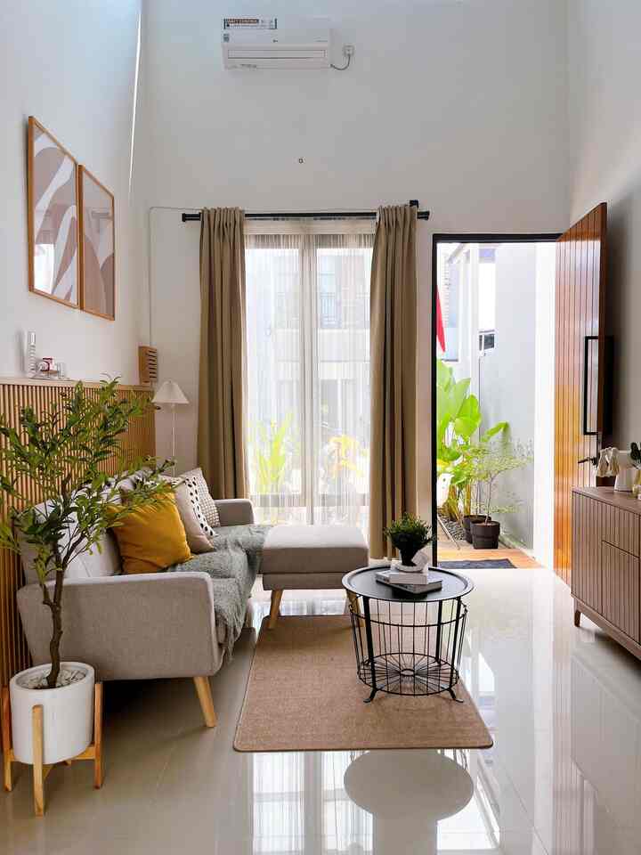 My Home Story

Semua berawal dari mimpi.. Jadi dulu pernah bermimpi suatu hari ingin punya yang modelnya scandinavian.. saat memutuskan ingin tinggal dirumah sendiri akhirnya coba search perumahan disekitar.. dan akhirnya menemukan perumahan yang bisa custom fasad rumah. Disitunya seperti mimpiku yang ingin punya rumah dengan design scandinavian akan tercapai.. Emang benar kata pepah “Kalau udah Jodoh gak kemana” Dan benar aku berjodoh dengan rumahku 🤍

#MyHomeStory #PerjalananRumahku #CeritaRumahku #Homesweethome #Homedecor