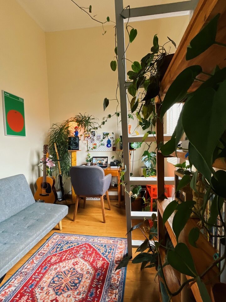 short form carousel card thumbnail