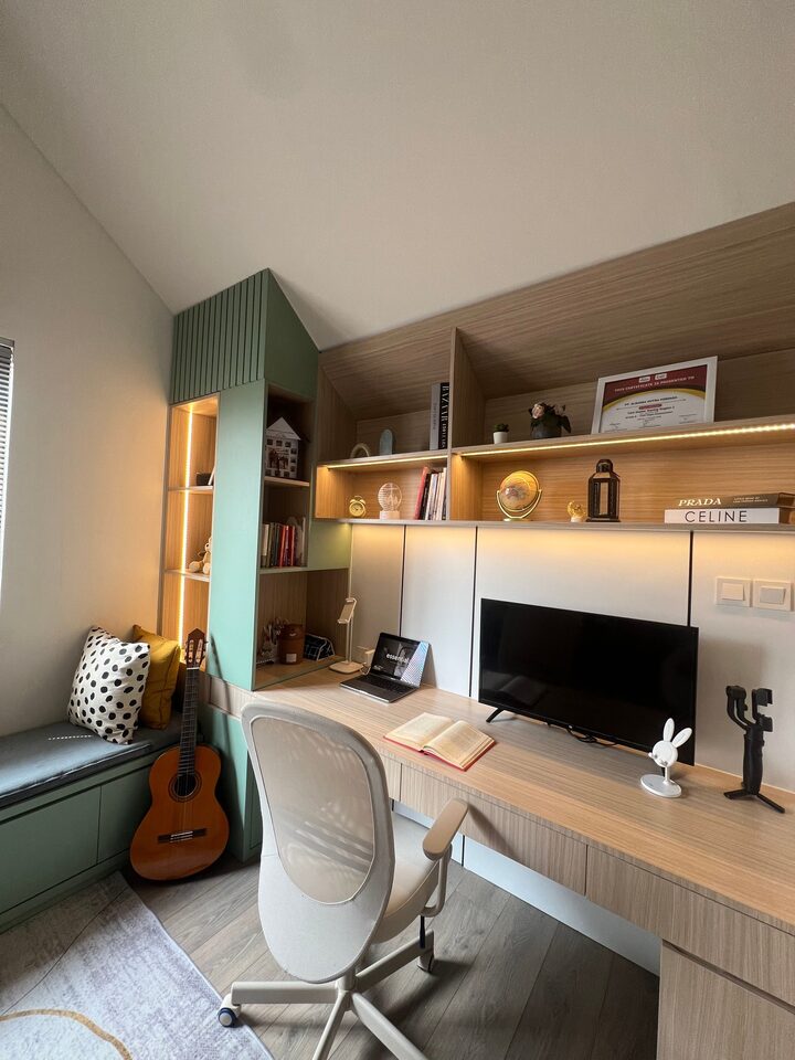 short form carousel card thumbnail