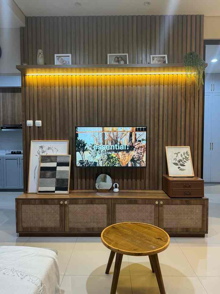 Tema utama dari style rumah ku adalah scandinavian minimalism🪴

Kenapa begitu? Karna aku memasukkan elemen hijau2 tanaman baik itu asli maupun artificial di dalam nya. Biar looksnya makin manis aja gitu hihi 🌵

#scandinavian #minimalis #minimalism
#homedecorinspo
#homestyles
#bandung #cimahi #rumahdeveloper #rumahcluster