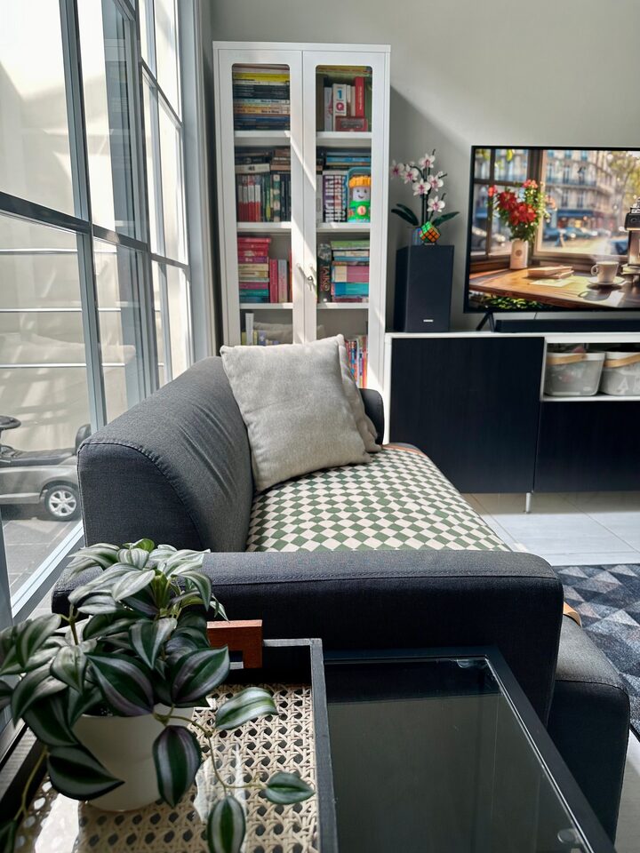 short form carousel card thumbnail