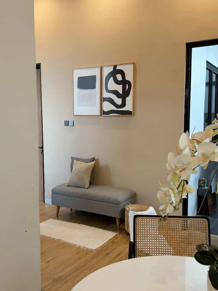 Aesthetic corner on the 2nd floor #homedesign #rumahminimalis #homestyling #contemporary #homeinspo