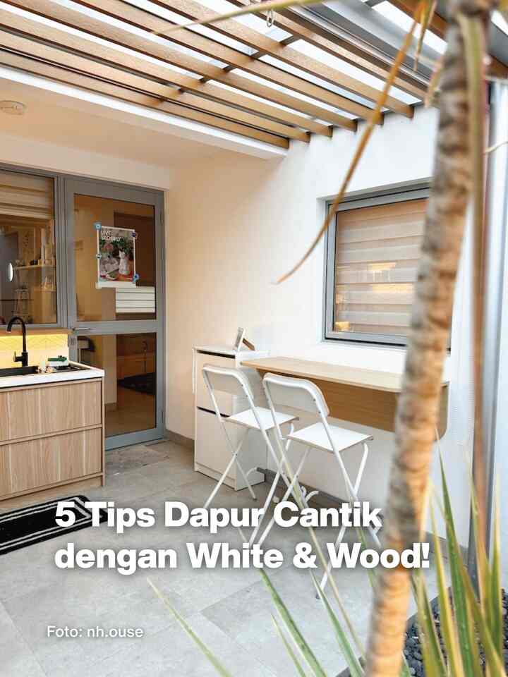 Are you planning to renovate your kitchen but are confused about what color to choose? Try using safe colors like white and brown to make your kitchen more beautiful

#kitchen #dapurminimalis #japandi #tips #otips #house #housetips #ohouse 