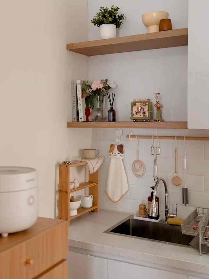 Beberapa rekomendasi produk yang bener-bener aku pake di rumah, sebagus ituuuu 🥹🤎

Semoga membantu temen-temen yang lagi cari inspirasi yaaa..

Happy weekend, luv 🤗💛

#homeinspo #homeinspiration #homesweethome #homeideas #instahome #instadecor #desainrumah #desainrumahminimalis #rumahkecil #inspirasirumah #inspirasirumahmungil #tinyhome #smallhouse #rumahmungil