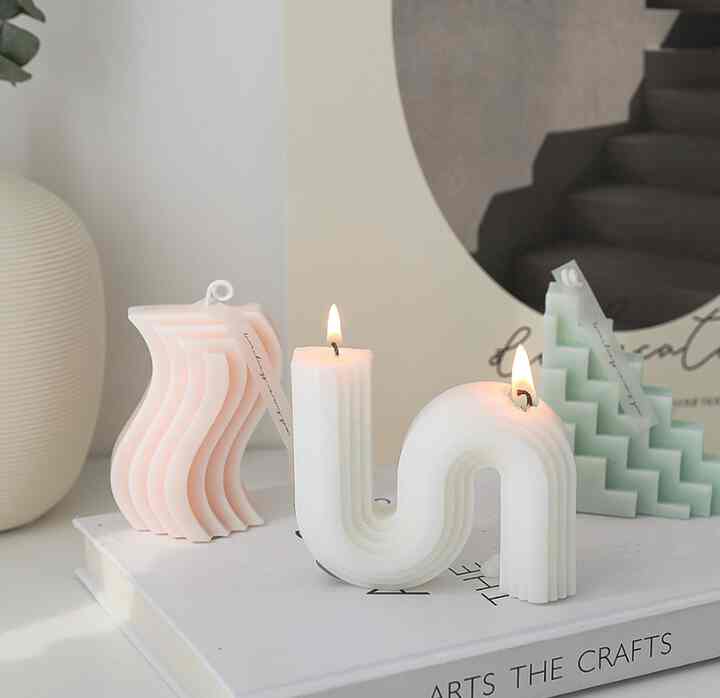 ornamen lilin beraroma