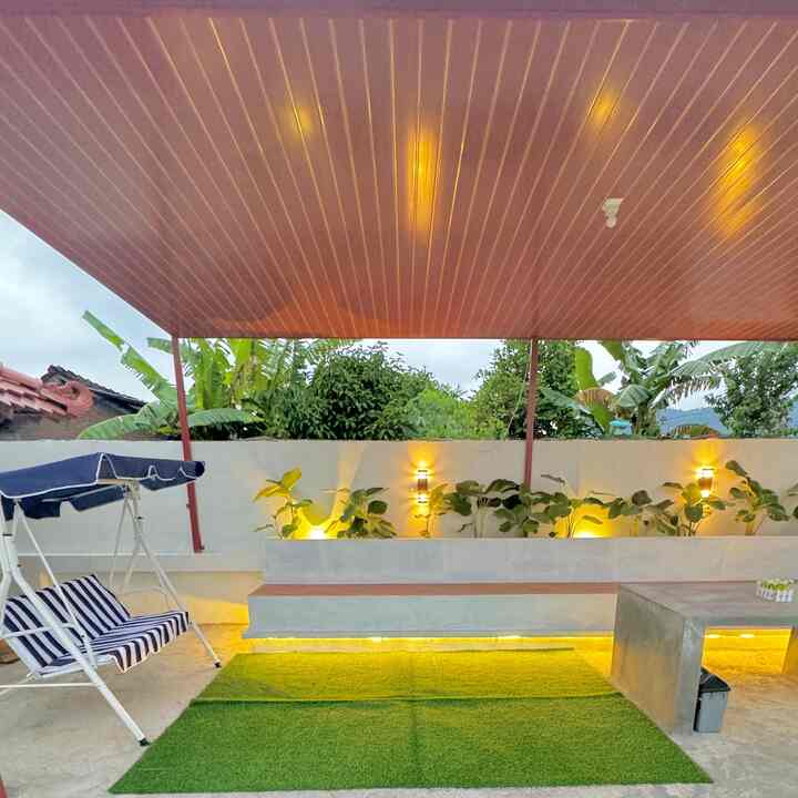 •Lighting Taman Belakang Rumah 🍀✨💡

Taman ini hanya dibikin oleh tukang biasa dengan mewujudkan apa yang ada di otak saya, karena semua konsep juga dari saya pribadi. 

Jadi taman ini sebenarnya hanya sangat sederhana, tidak rumit dan hanya bermain lighting yang terinspirasi dengan melihat lihat contoh contoh di media sosial 🍀✨ 

#TamanRumah #BackYard #InspirasiTaman #InspirasiLighting #RumahMinimalis #HomeInspo #InspirasiRumah