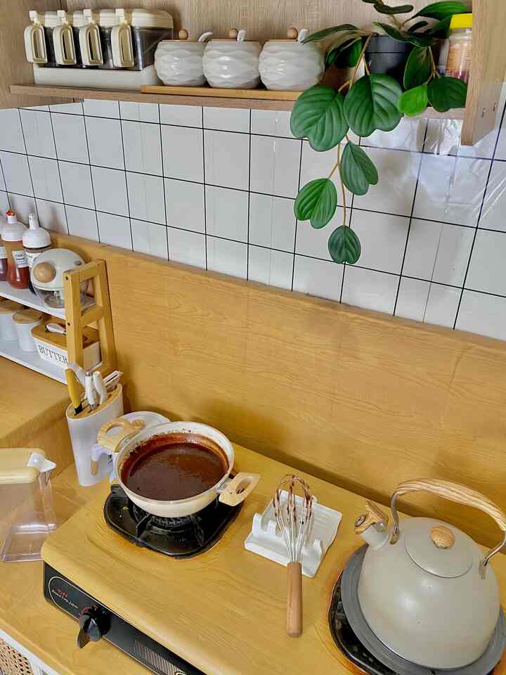 Kalau buka puasa es lumutnya segar banget 🤍✨ 

# dapur
#dapuropenspace
#dapurestetik
#ideapur
#rumahrantau
#asramabrimob
#rumahdinas