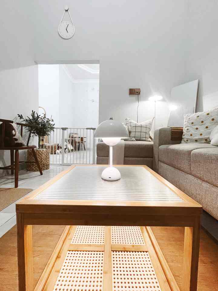 2 hari ini di kotaku dilanda hujan deras, suasananya berasa malam terus karena mendung👀 salam dari ruang tamu white wood😋

#InspirasiRuangTamu
#RuangTamuCantik
#RuangTamuRumah