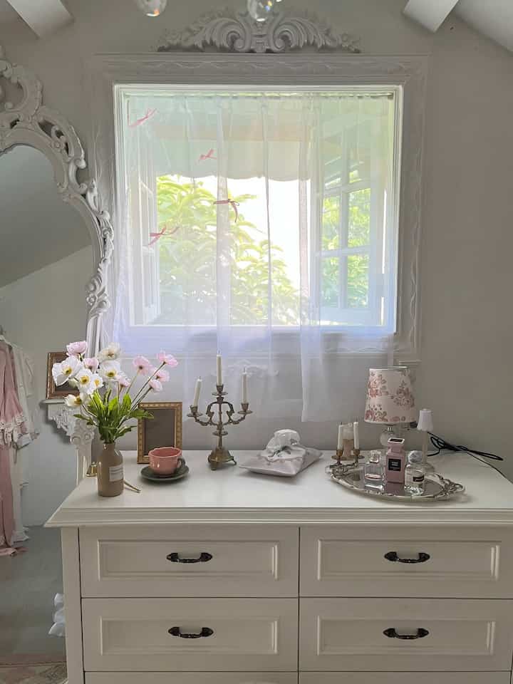 Mini Roomtour💗
ukuran kamar tidurku 3,5x4 lumayan luas untuk menjadi tempat tidurku dan di dekorasi memakai style european✨
#bikincantikkamar #makeoverkamar #renovasikamar