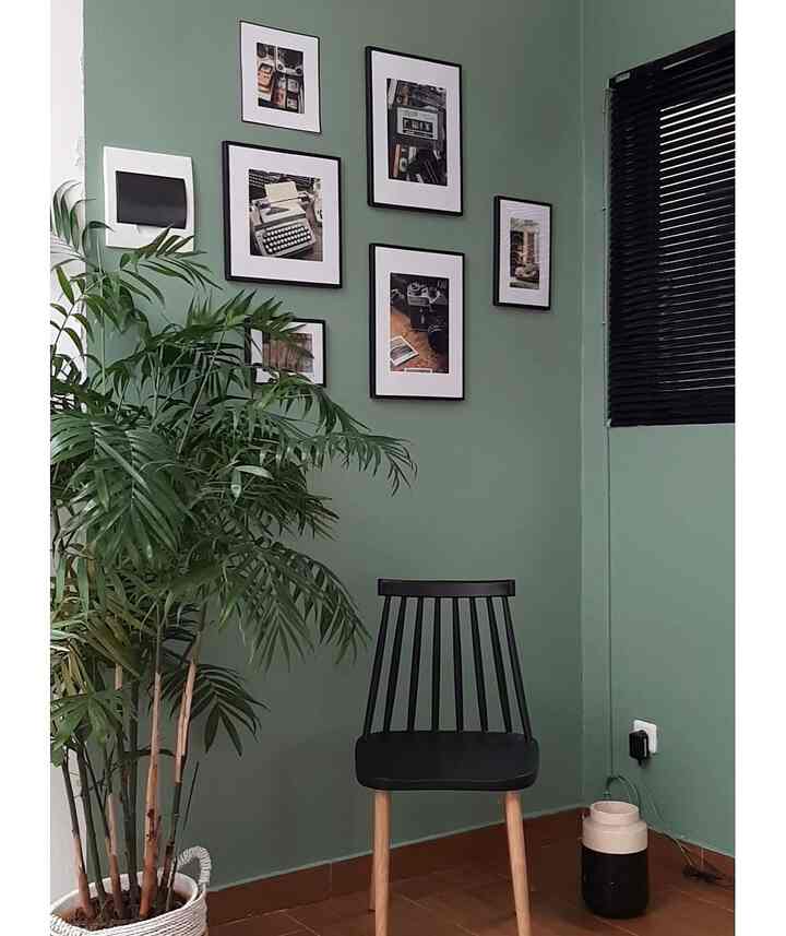 Memasang roller blind dari bahan pvc ini salah 1 yg bisa dijadikan alternative selain gorden. kenapa? selain harganya murah, bisa dibeli di online tanpa kuatir salah2 amet, cara masangnya juga simple dan dari segi tampilan ga kalah estetik cuma memang kurangnya adalah pilihan warnanya ga bisa sebanyak korden x ya, klo bosen mau ganti warna misal brarti harus copot serel nya 


#SpillProductTag
#4BendaWajibBeli
#SpillLinkShopee
#PojokanAestetik
#Renaiput