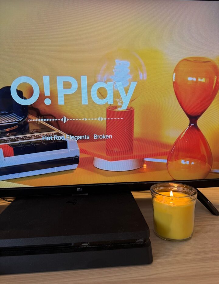 short form carousel card thumbnail