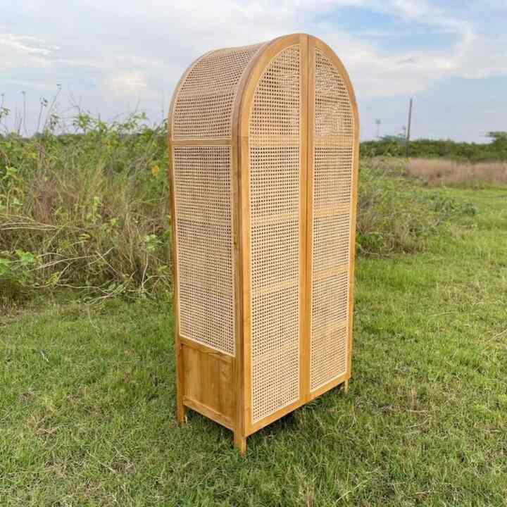 Lemari Kayu Jati kombinasi Rotan