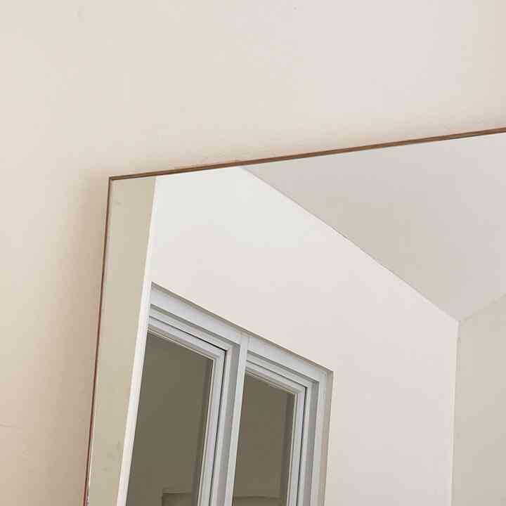 Benda Wajib dibeli based on casadirio.

Jadi, selama kami mendekorasi rumah. Ternyata beberapa barang ini penting dibeli menurut kami, yaitu
- cermin besar 180x100
- rak susun sudut rumah
- sprei dan sarung bantal yang nyaman
- rak gantung dan rak buku

Beberapa barang ini terdapat di kamar utama casadirio since kami juga masih menabung untuk pasang beberapa kabinet. Namun untuk sementara barang ini menjadi alternatif furniture.

#SpillProductTag #4BendaWajibBeli #SpillLinkShopee #japandi #japandibedroom #dekorasikamar #spillprodukdekorasi