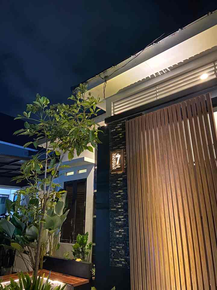 Beberapa item yang jarang terekspos menjadi keluarga baru di rumah kami.
Nomor rumah yang akhirnya bisa sesuai keinginan kami,roller blind anti air,kaligrafi minimalis dan peralatan memasak baru menjadi item baru di rumah kami.Inspirasi dari neighborhood online menjadi penyemangat kami untuk terus share barang-barang ini.
#spillproducttag
#4bendawajibbeli
#spilllinkshopee
#bestbuy
#dekorasiidaman
