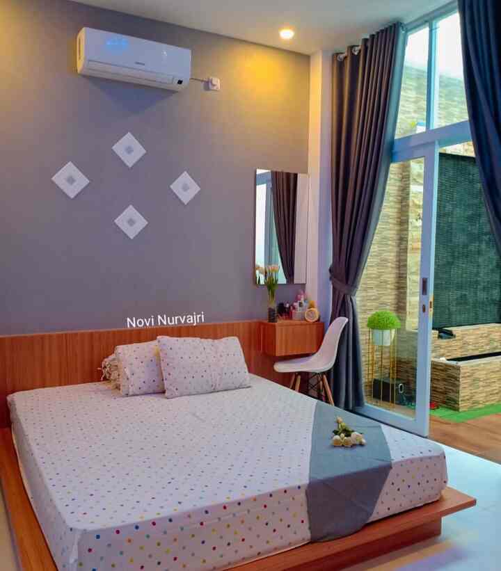 kamar merupakan tempat paling nyaman dirumah karena tempat istirahat,tempat berkumpul dengan yang dicintai.Pemilihan furniture yang pas akan memberikan kesan kamar yang hangat


#spillproductaq #4bendawajibbeli #spilllinkshophee
#kamar #kamarutama #home #walldecor