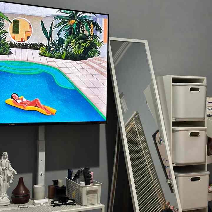 Setelah 5 tahun menempati kamar kost ini, beberapa furniture baru berani saya beli. 
Karna dirasa sudah nyaman dengan kamar & ternyata tugas kantor membuat saya lama didaerah ini. Semoga dapat menginspirasi kalian semua 🤍
#MyHomeStory
#MyKostStory
#MiniHouseTour
#MiniKostTour
#CeritaRumahku
#CeritaKostku