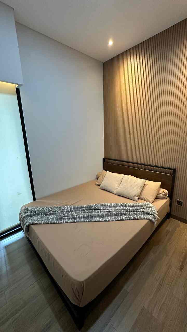 Rumah dengan tema modern industrial ✨✨✨
Hai, ini rumahku yang mengusung konsep modern industrial. Karena aku dan suami suka dengan hal-hal yang simple, minimalis, warna-warna natural, dan modern maka kami memilih konsep modern industrial yang cocok dengan kami.
Disini aku menggunakan furniture dengan bahan kayu dan metal berwarna hitam, dominasi warna putih ke abu-abuan pada dinding, dan furniture kombinasi hitam dan wood supaya ada kesan hangatnya.
#industrial #modernindustrial #homedecorinspo #rumahmodernindustrial #rumahindustrial #rumahmodern #rumahminimalis #rumahinspirasi #homedecor #homestyling #aesthetichome #homestagram 