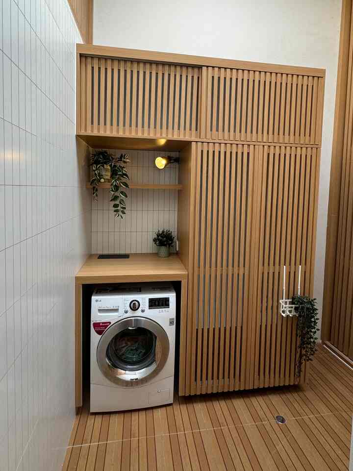 Style utama di #kylehome cenderung japandi / korean home yang colour palletenya putih coklat dengan aksen hijau dibeberapa printilan. 

#japandi #homedecorinspo #rumahjapandi #rumahdeveloper #rumahcluster #rumahmini
