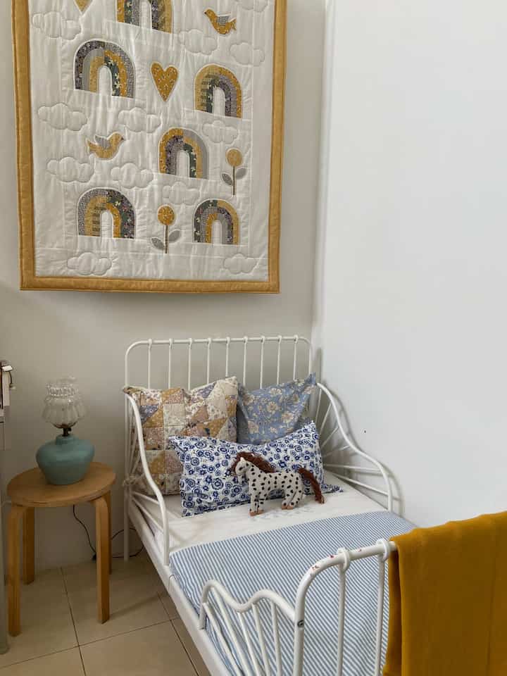 Sedang menyegarkan kamarnya, geser hingga akhir untuk melihat foto sebelum 🧸

#gayakamartidur
#materialkamartidur
#inspirasikamartidur
#kamartiduranak