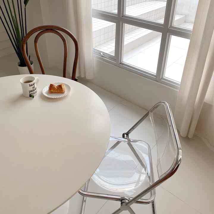 I like to drink coffee or tea here..this big window lets a lot of sunlight into the house :) #homeinspo #homedecor #minimalist #aesthetic #livingroom #slowlife #inspirasirumah