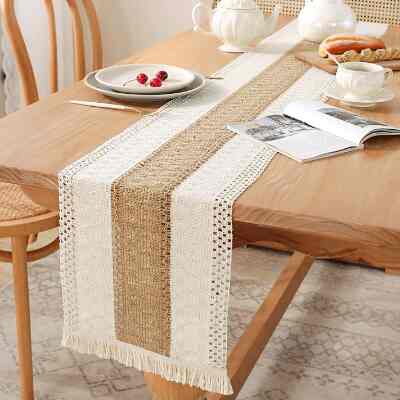 Table Runner / Taplak Rajut