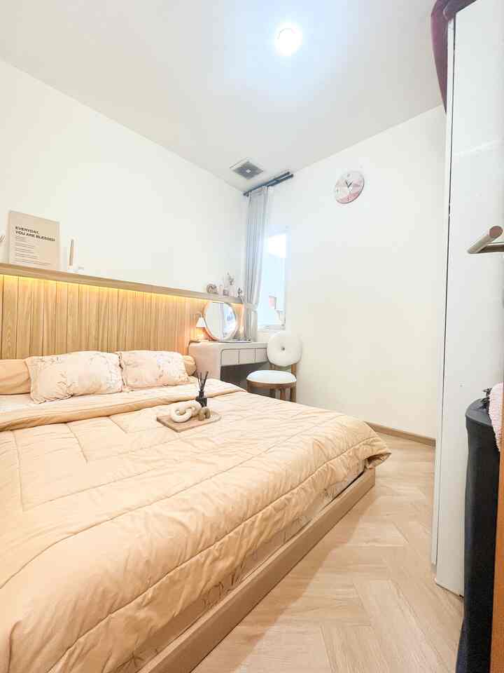 Our Lil House - Home Kids Friendly

Hai semuanya! Aku mau share material yang dipakai dirumah ku yang kids friendly
- Dipan yang rendah, kasurnya tidak tinggi jadi aman untuk anak-anak
- Meja makan yang sudutnya melengkung, sehingga tidak bahaya untuk anak
- Kompor induksi yang terdapat fitur child lock, sehingga anak sulit menggunakannya
- Dispenser yang terdapat fitur child locknya
- Pagar otomatis, sehingga anak gabisa buka sembarangan

#RumahRamahAnak #Dipan #MejaMakan #KomporInduksi #ChildLock #AutoGate #Dispenser