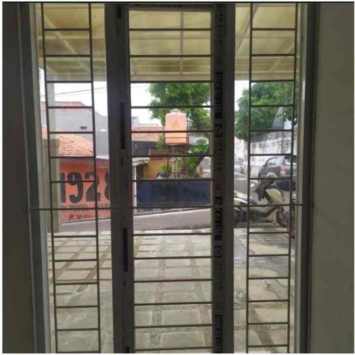Tralis Jendela Minimalis Besi